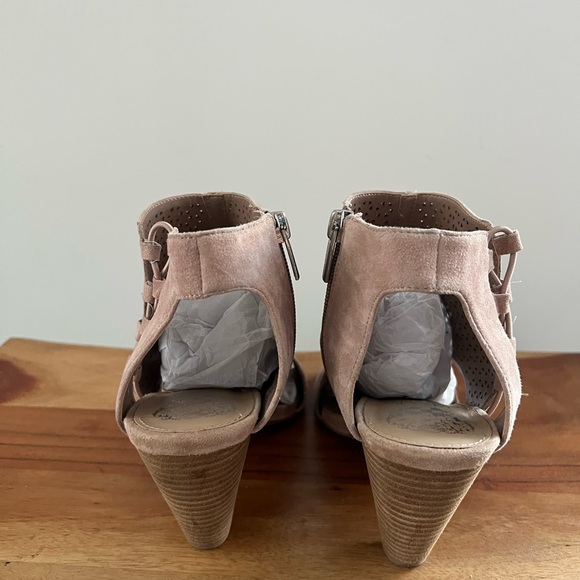 Vince Camuto Sandal - Ennisa - Size 8.5 - Picture 2 of 10